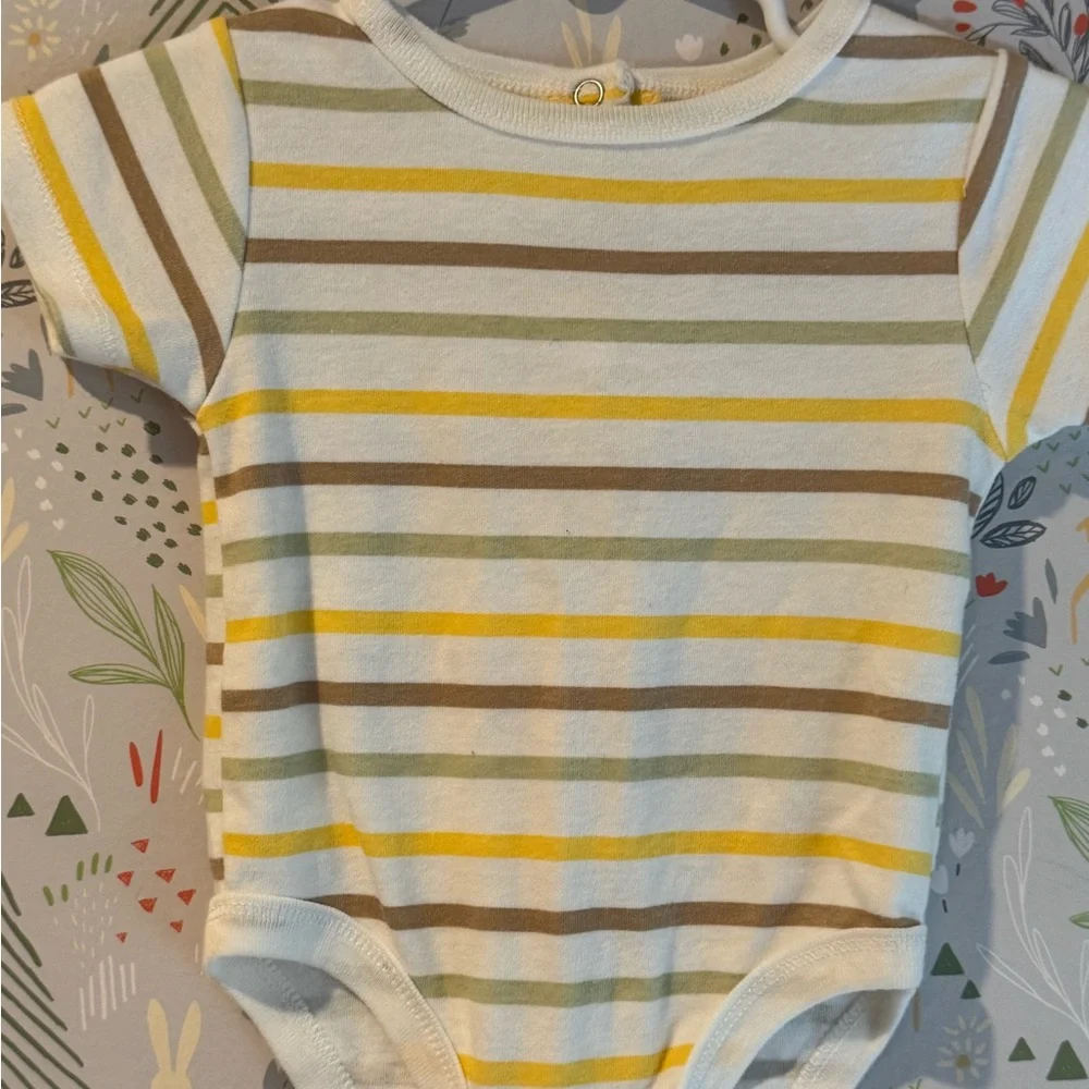 Disney Baby Winnie the Pooh and Tigger 2 Piece Baby Overall Set 6-9 Months - Picture 8 of 9